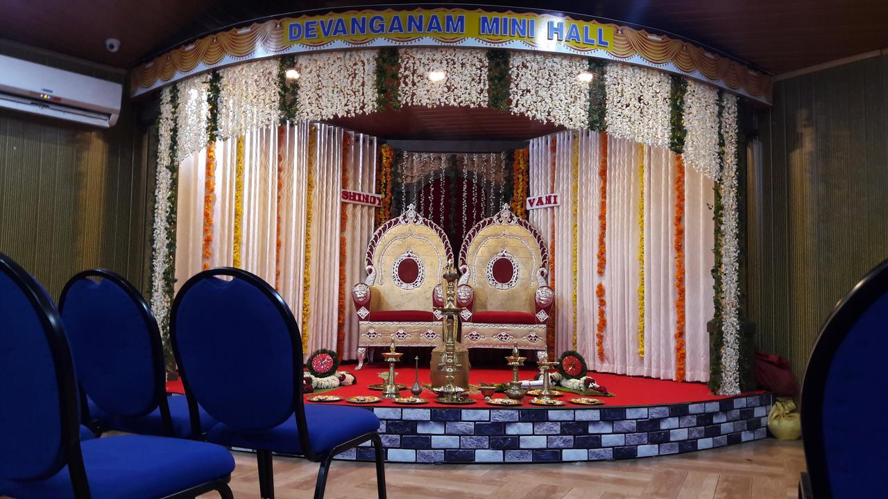 Devanganam Residency Hotel Guruvāyūr Esterno foto